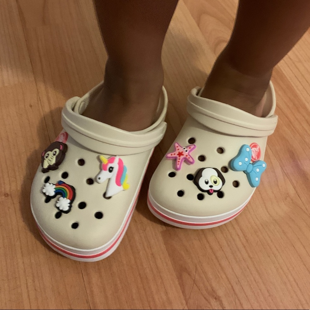 Toddler crocs with charms NWOT